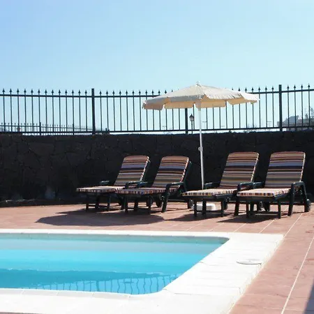 Colores Otel Playa Blanca